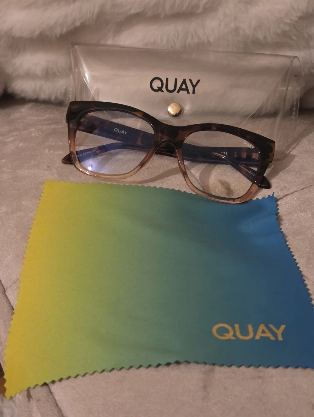 QUAY Tortoiseshell 'After Hours Mini' Clear Glasses